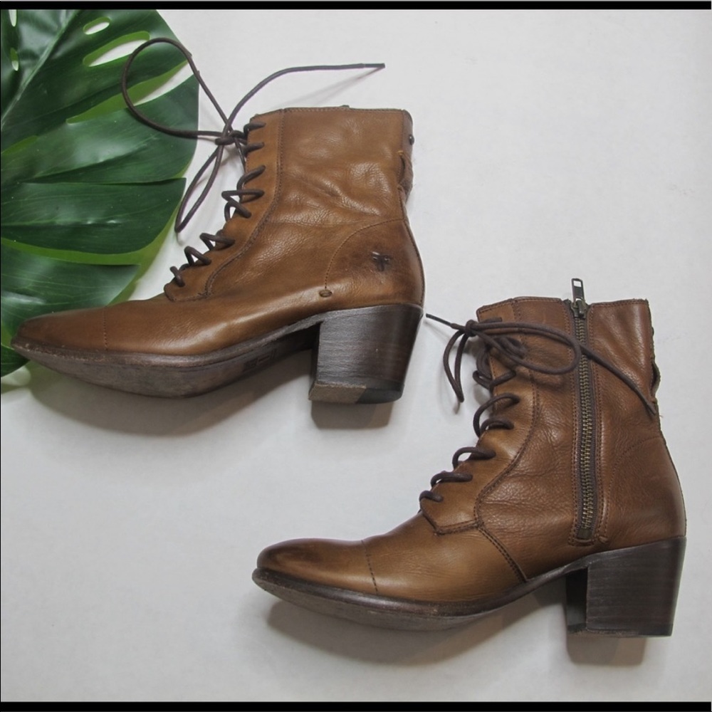 Frye Courtney Heeled Lace Up Boots Size 6.5
